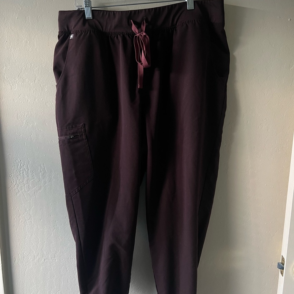 Figs Deep Blue AND Brown Women's Joggers. 2 pairs of pants! - Picture 4 of 7